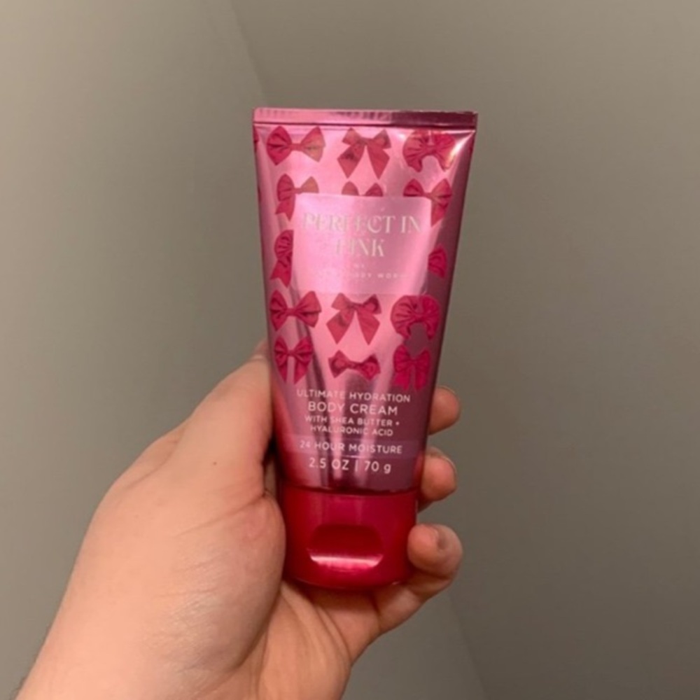 Bath And Body Works - Picture 1 of 2